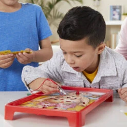 Hasbro Gaming Dokter Bibber -Speelwereld Plezier 1399790 91dadd40