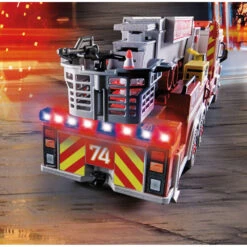 PLAYMOBIL City Action Amerikaanse Brandweerwagen Met Ladder 70935 -Speelwereld Plezier 1993517 a7e8c99e