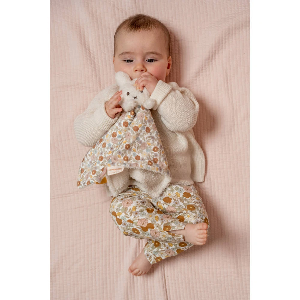 Nijntje X Little Dutch Vintage Little Flowers Knuffeldoekje 4 Nijntje X Little Dutch Vintage Little Flowers Knuffeldoekje - Afbeelding 4